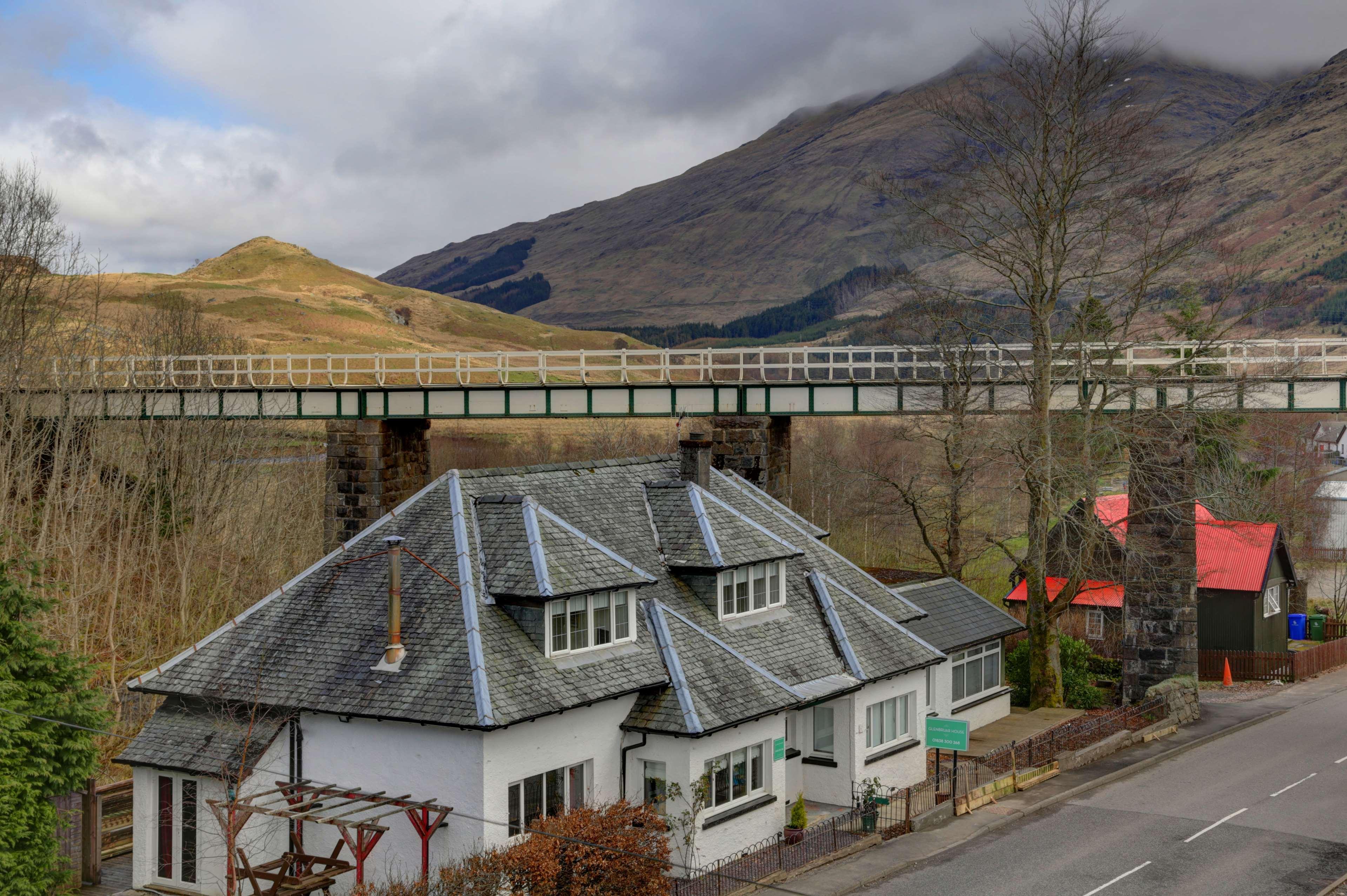 Best Western The Crianlarich Hotel Exterior foto